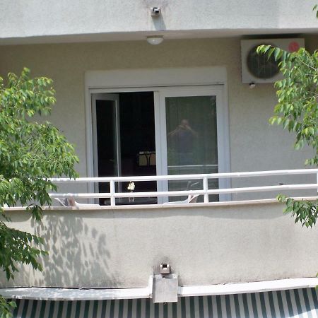 Apartmani Perkovic Baška Voda エクステリア 写真