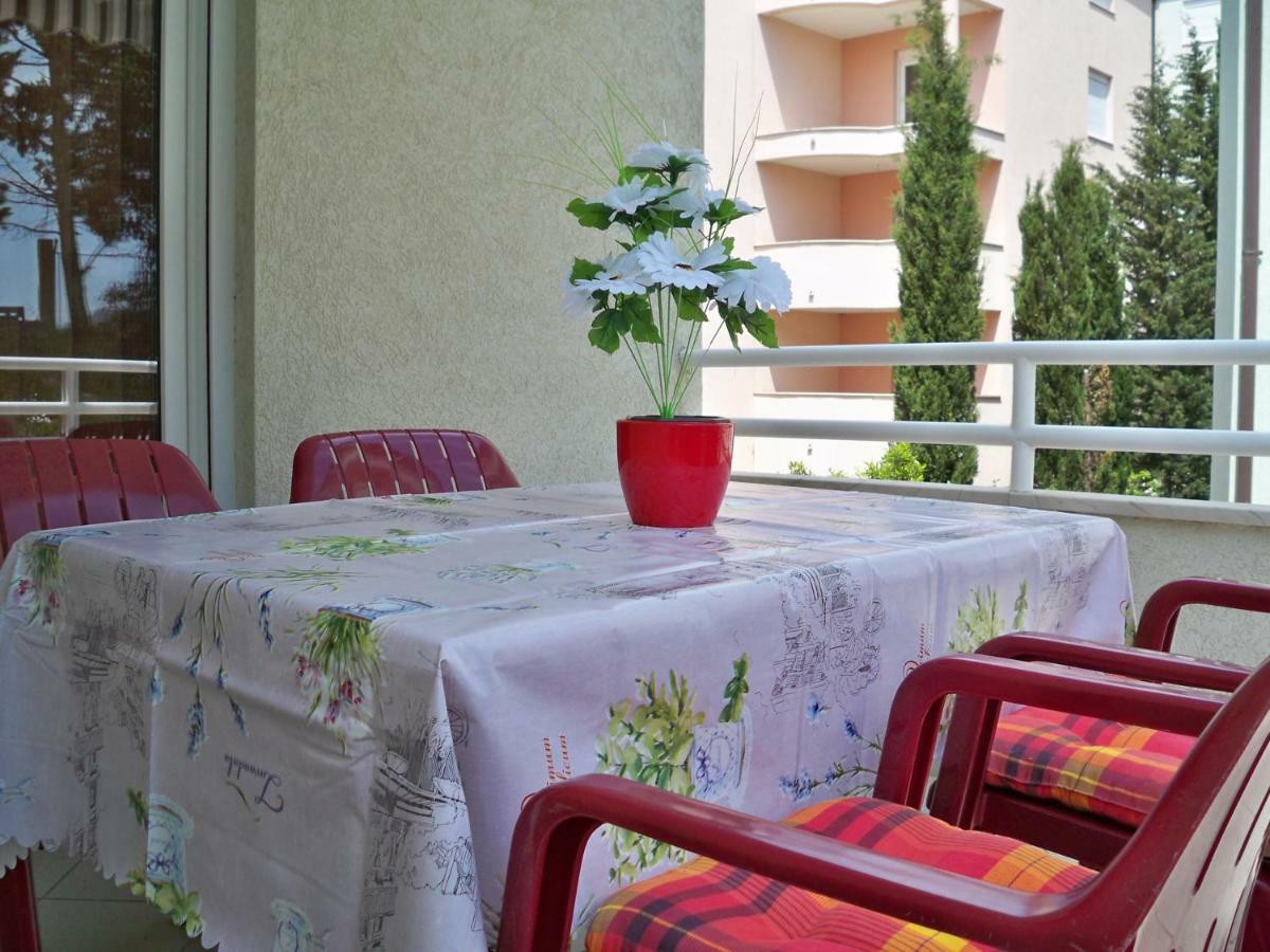 Apartmani Perkovic Baška Voda エクステリア 写真