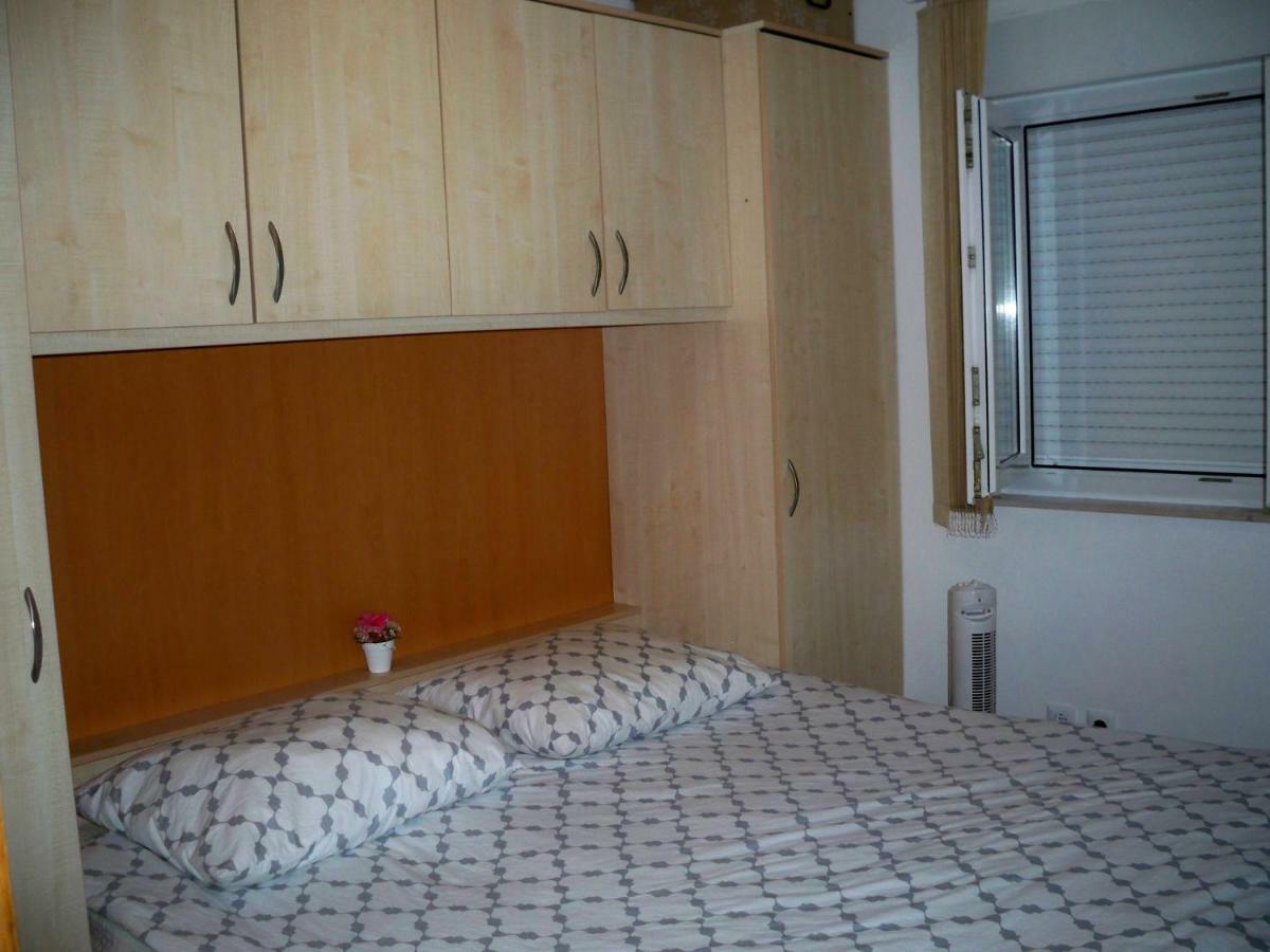 Apartmani Perkovic Baška Voda エクステリア 写真