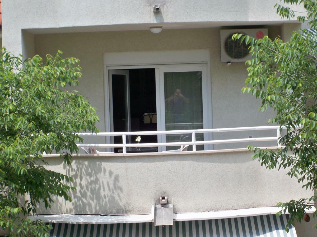 Apartmani Perkovic Baška Voda エクステリア 写真