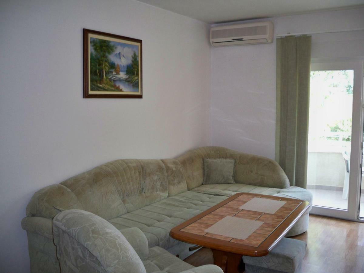 Apartmani Perkovic Baška Voda エクステリア 写真