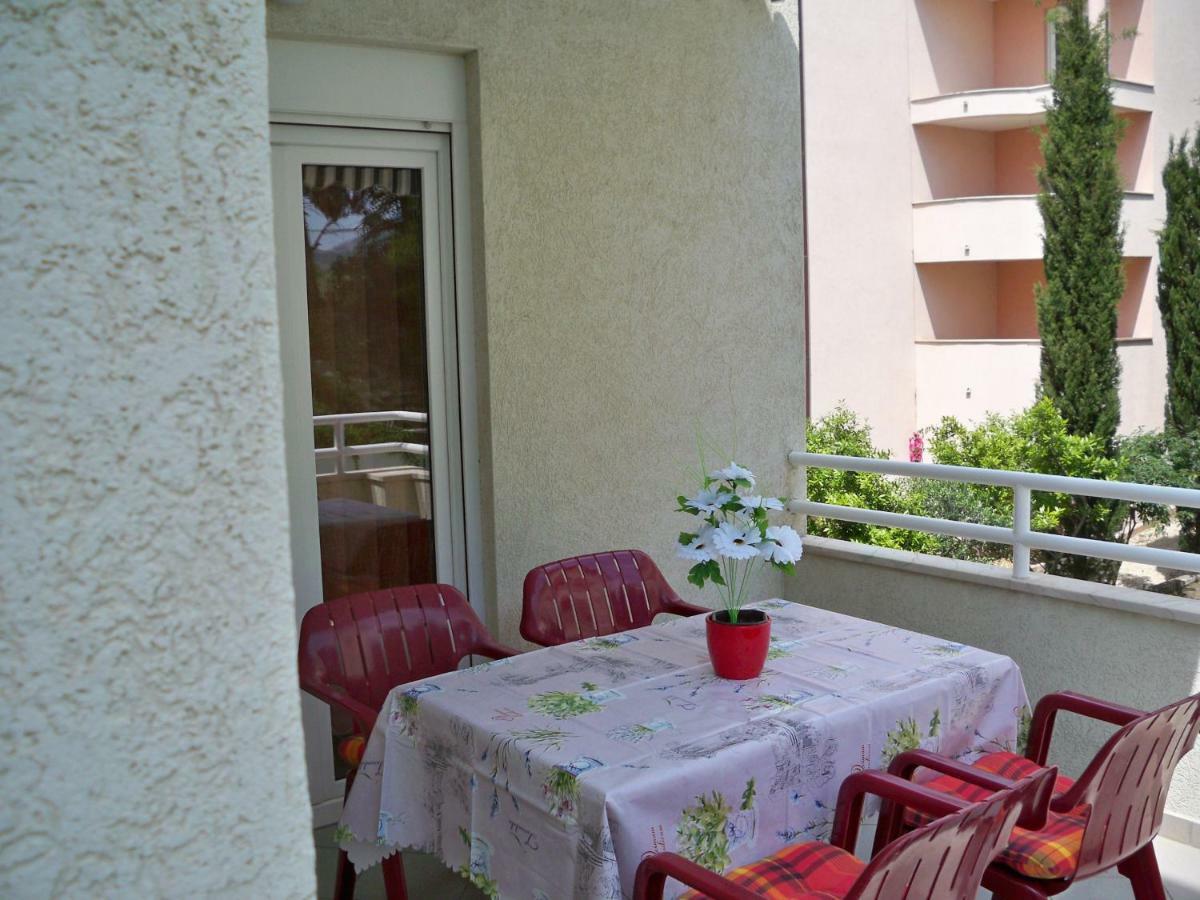 Apartmani Perkovic Baška Voda エクステリア 写真