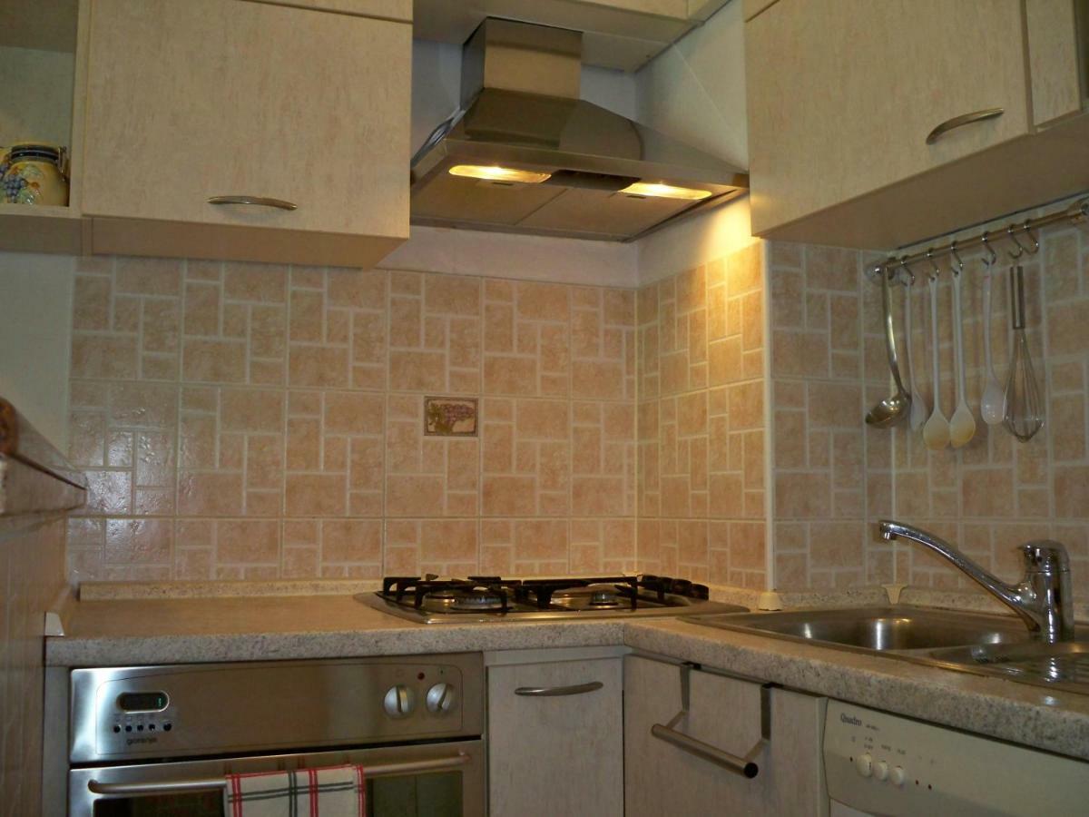 Apartmani Perkovic Baška Voda エクステリア 写真
